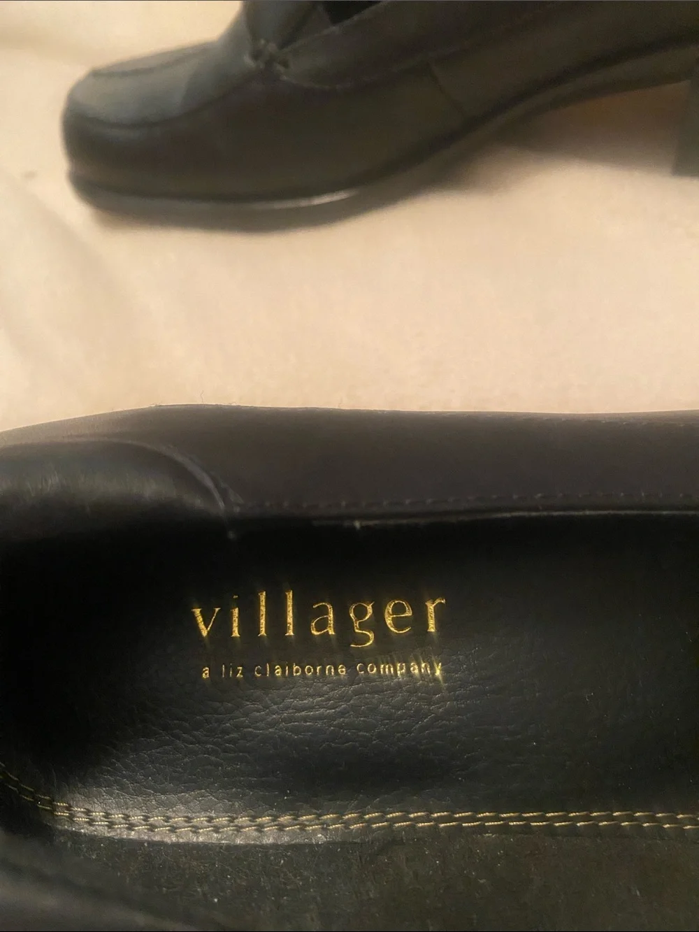 Villard Black Leather Slip-On slight heel